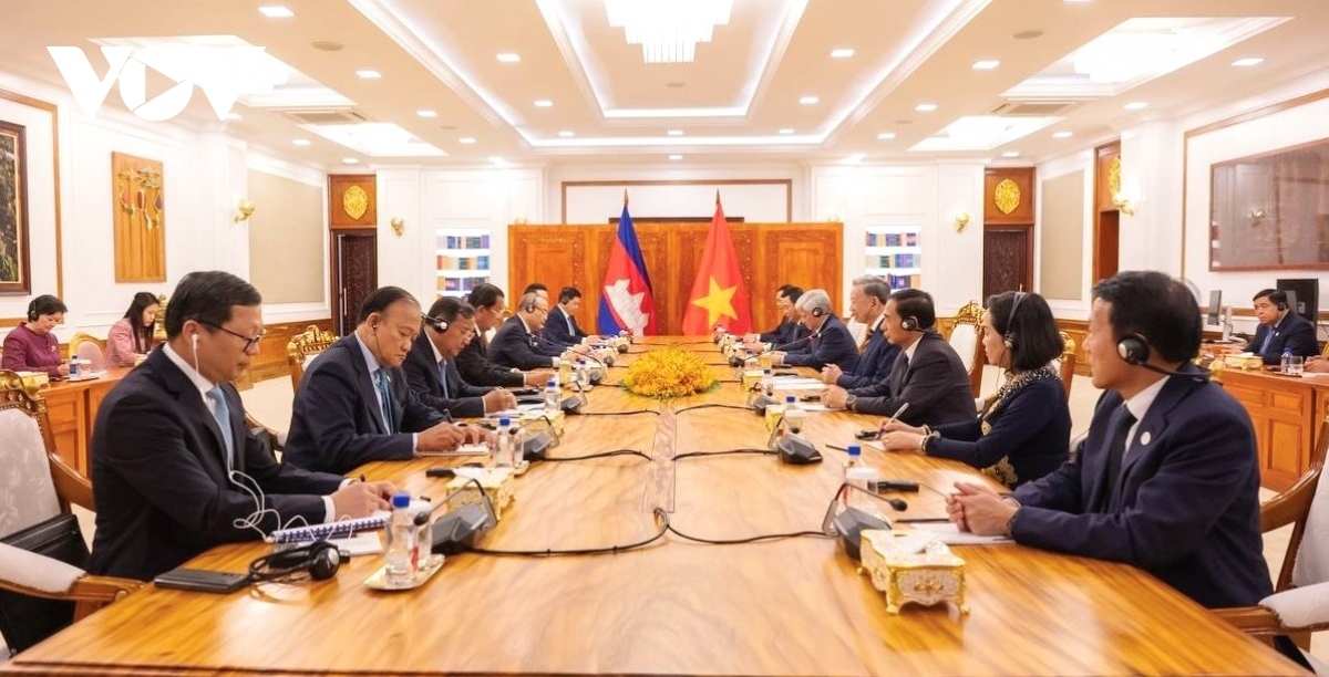President To Lam holds talks with Cambodia’s CPP, Senate leader